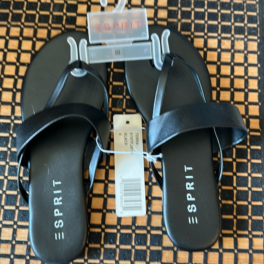 ESPRIT black sandals